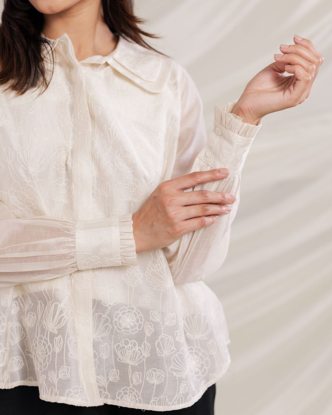 Elegant Maheshwari Embroidered Shirt – Double Collar Women’s Top By Panchakanya