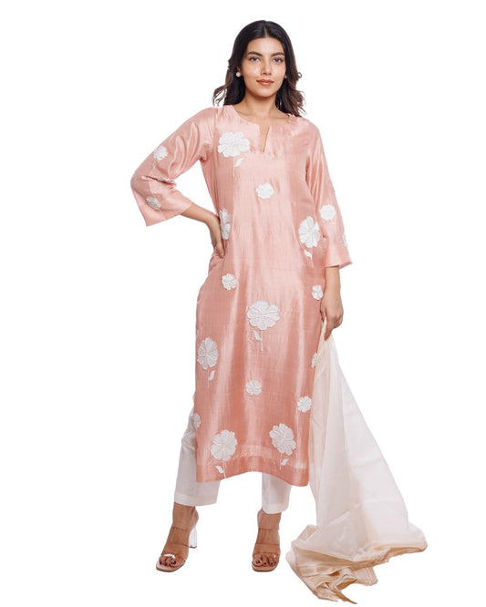 Women's Peach Mulberry Silk Kurta Pant Set with White Floral Appliqué by Panchakanya | Elegant Ethnic Wear