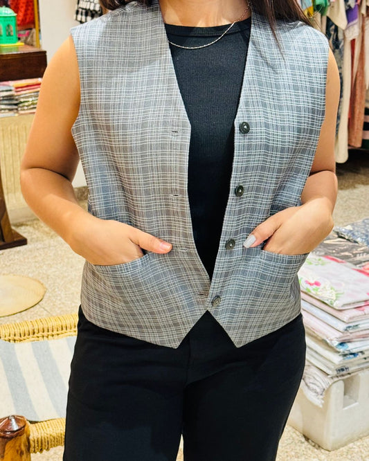 Premium Waist Coat for Girls – Versatile Western Wear for All Occasions