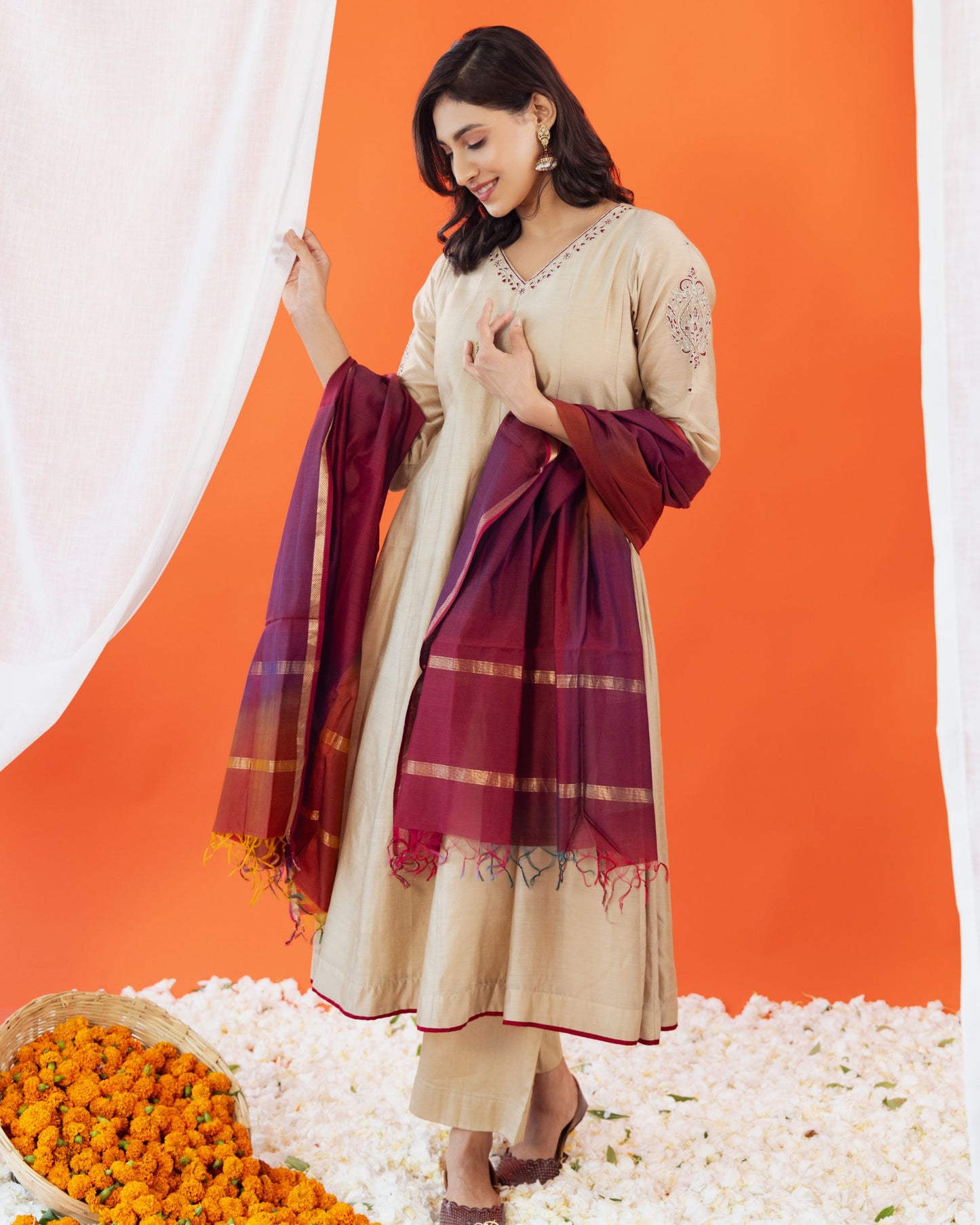 Elegant Maheshwari Silk Kurta & Pant Set for Women – Handloom Maheshwari Embroidered Festive Wear by Panchakanya