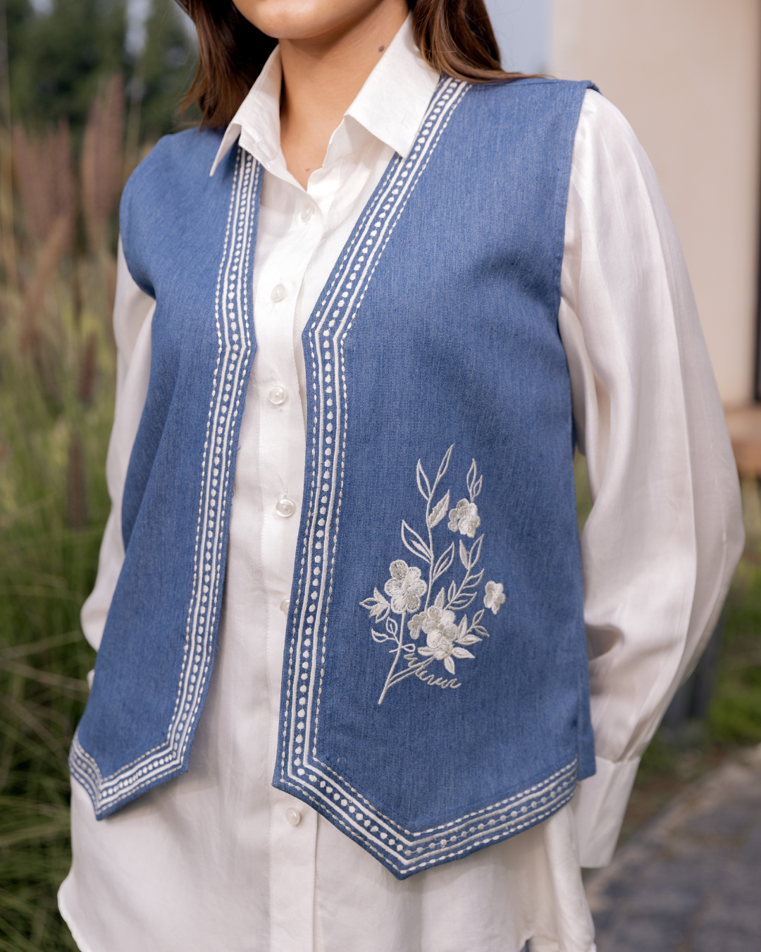 Embroidered Denim Koty Jacket – Versatile Blue Jacket with Floral Design for Women