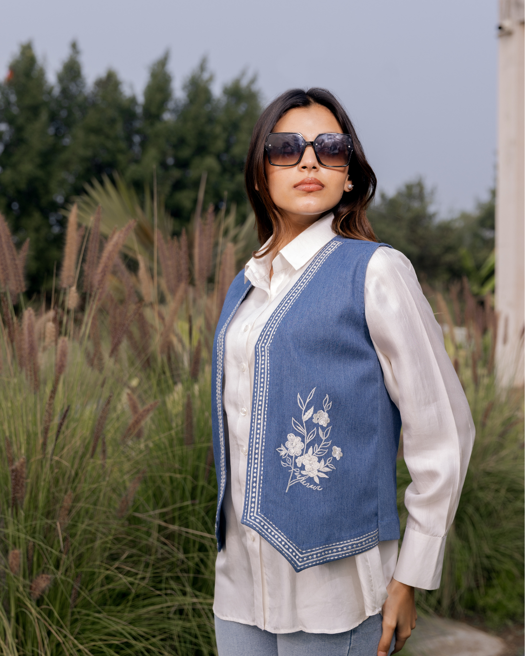 Embroidered Denim Koty Jacket – Versatile Blue Jacket with Floral Design for Women