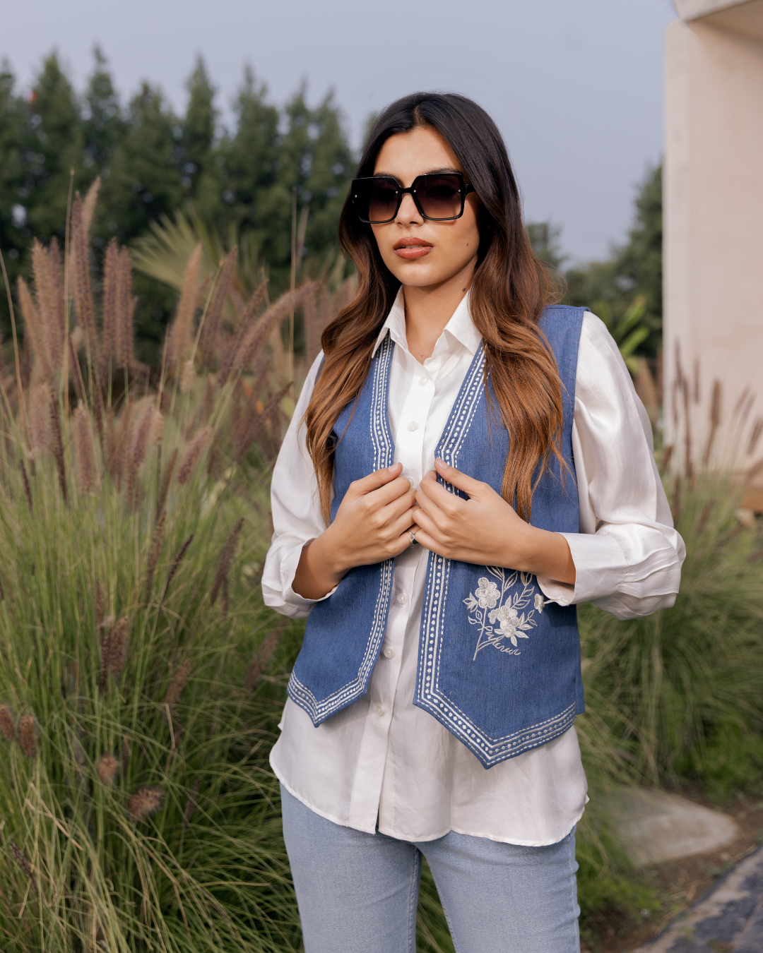 Embroidered Denim Koty Jacket – Versatile Blue Jacket with Floral Design for Women