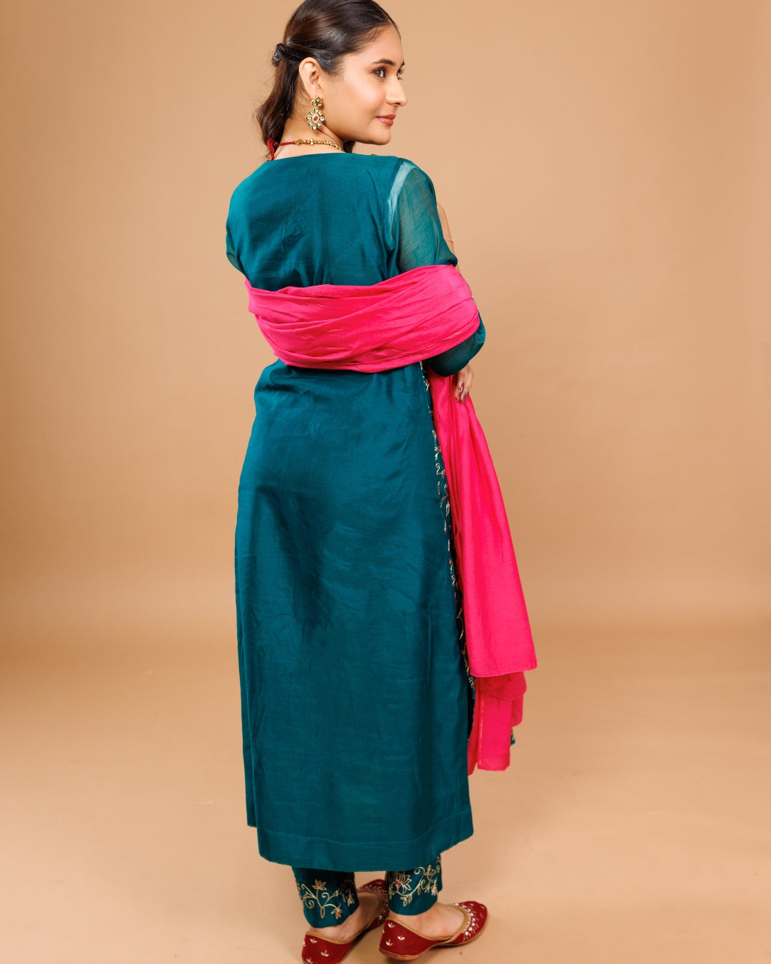 Maheshwari Silk Embroidered Kurta Pant Set with Dupatta – Festive Ethnic Wear by Panchakanya Clothing