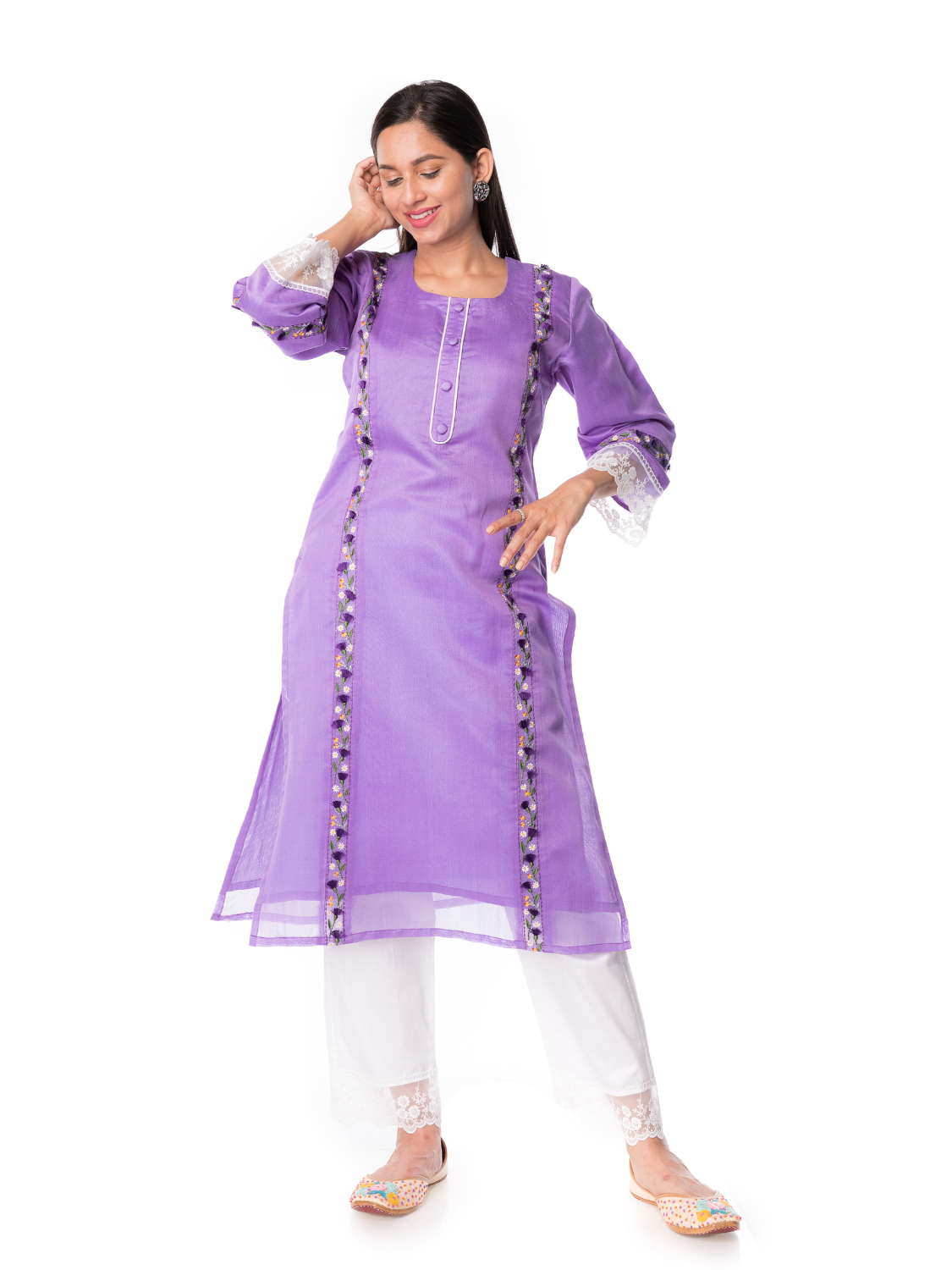 Beautiful Maheshwari Silk Kurta Set With Embroidery