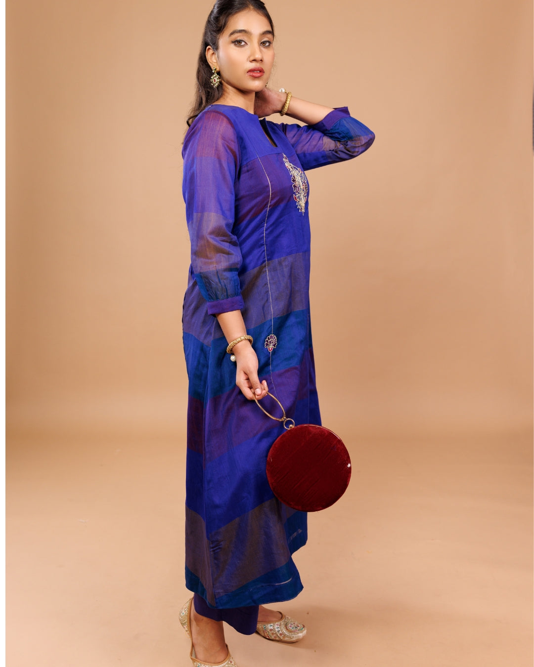 Maheshwari Silk Embroidered Kurta with Pant – Panchakanya Clothing