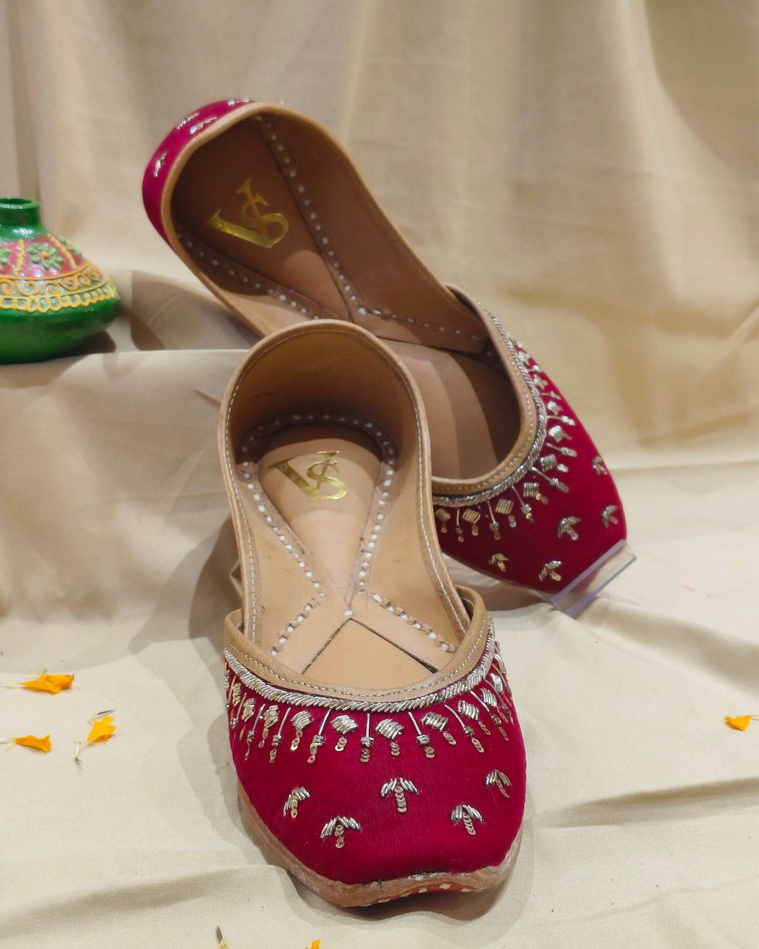 Indian Mojari Shoes for Ladies – Perfect Festive Wear